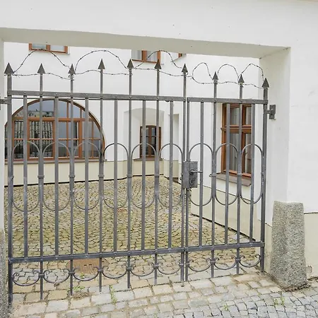 Appartement Ztracena 8 *